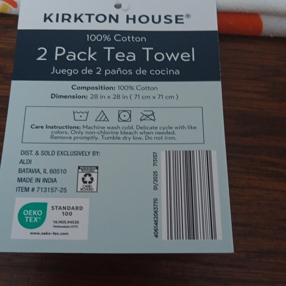 NWT.2 Tea Towels - Picture 5 of 5